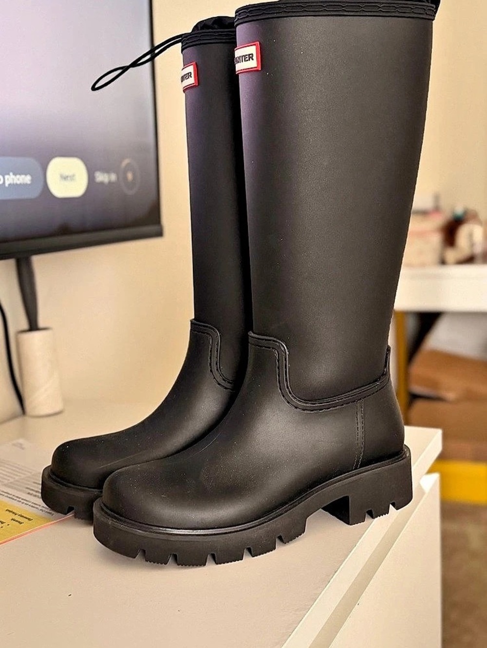 Hunter Women's Carson Lug Sole Tall Boot Black US 6